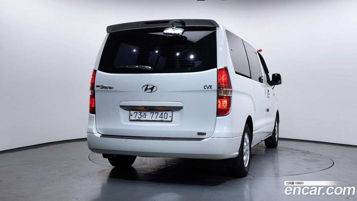 Hyundai Starex 2011