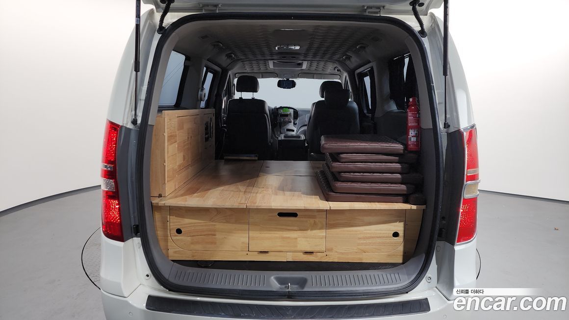Hyundai Starex 2011