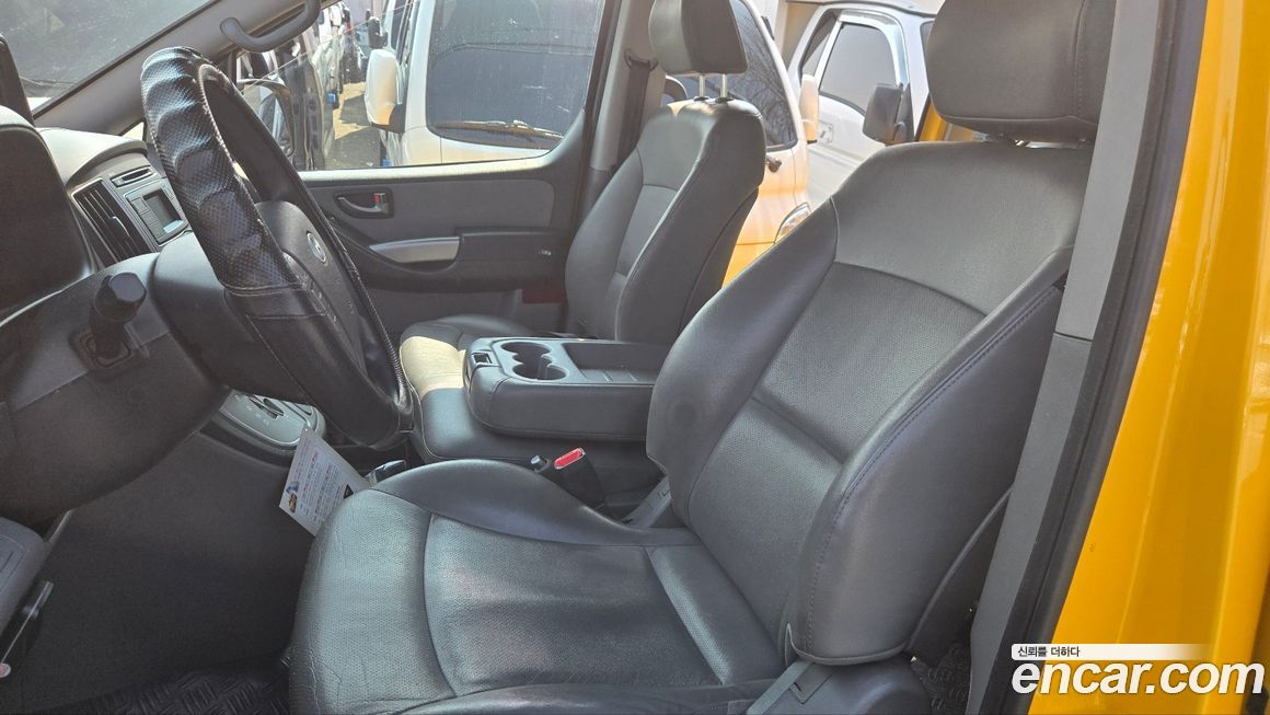 Hyundai Starex 2016