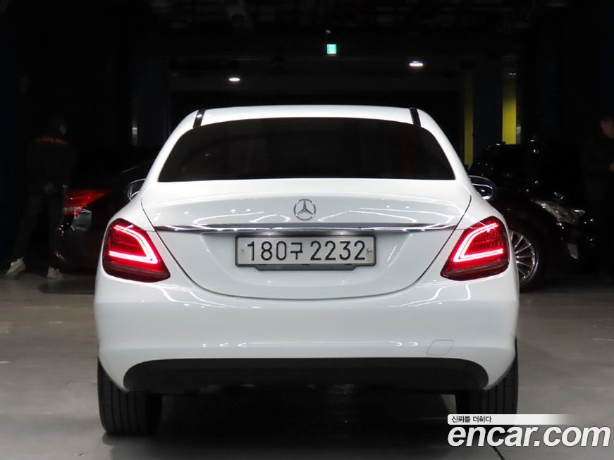 Mercedes-Benz C-Class 2019
