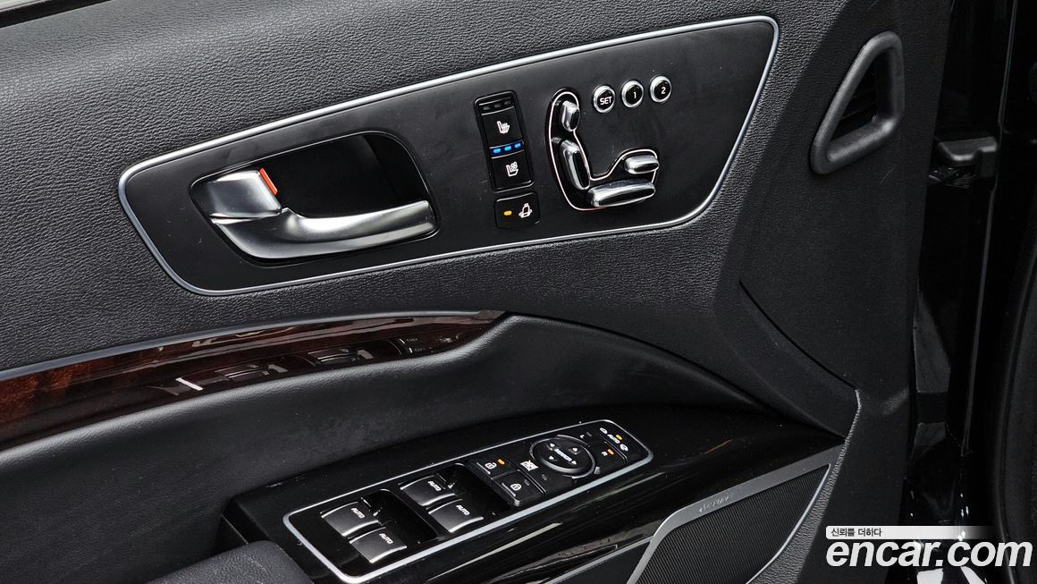 Kia K9 2016