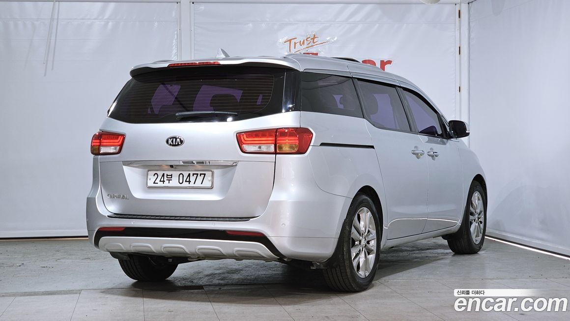Kia Canival 2016