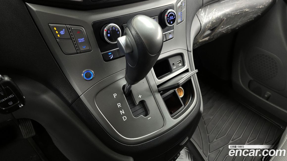 Hyundai Starex 2018