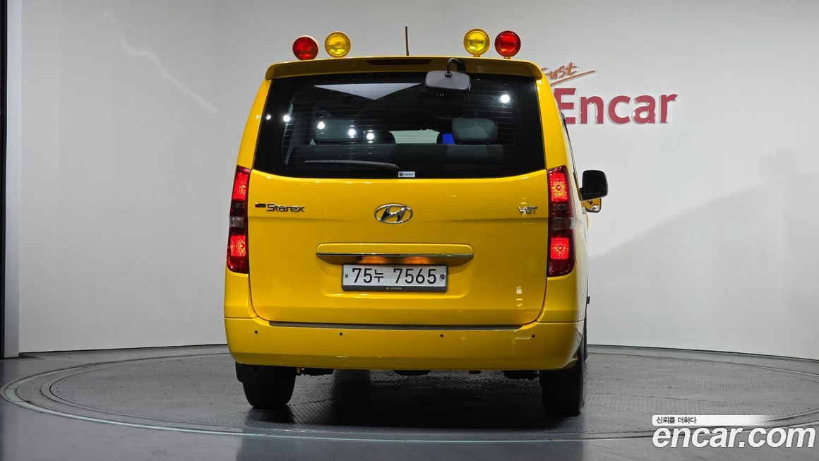 Hyundai Starex 2018