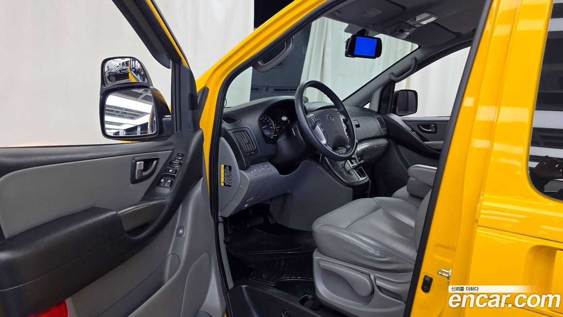 Hyundai Starex 2018