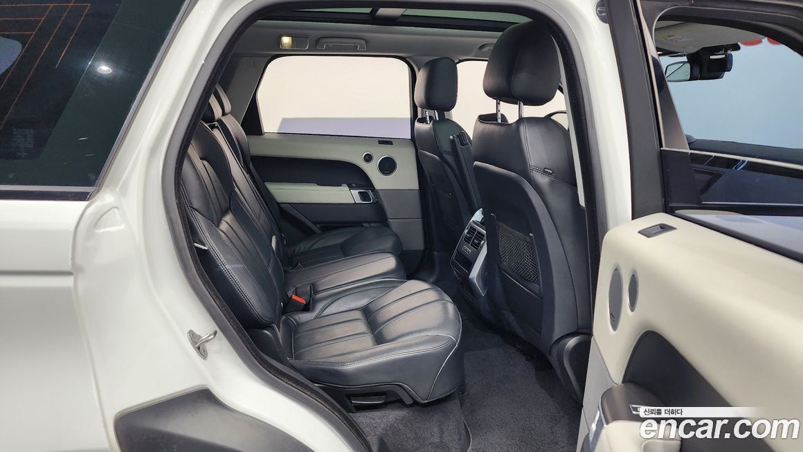 Land Rover Range Rover Sport 2016