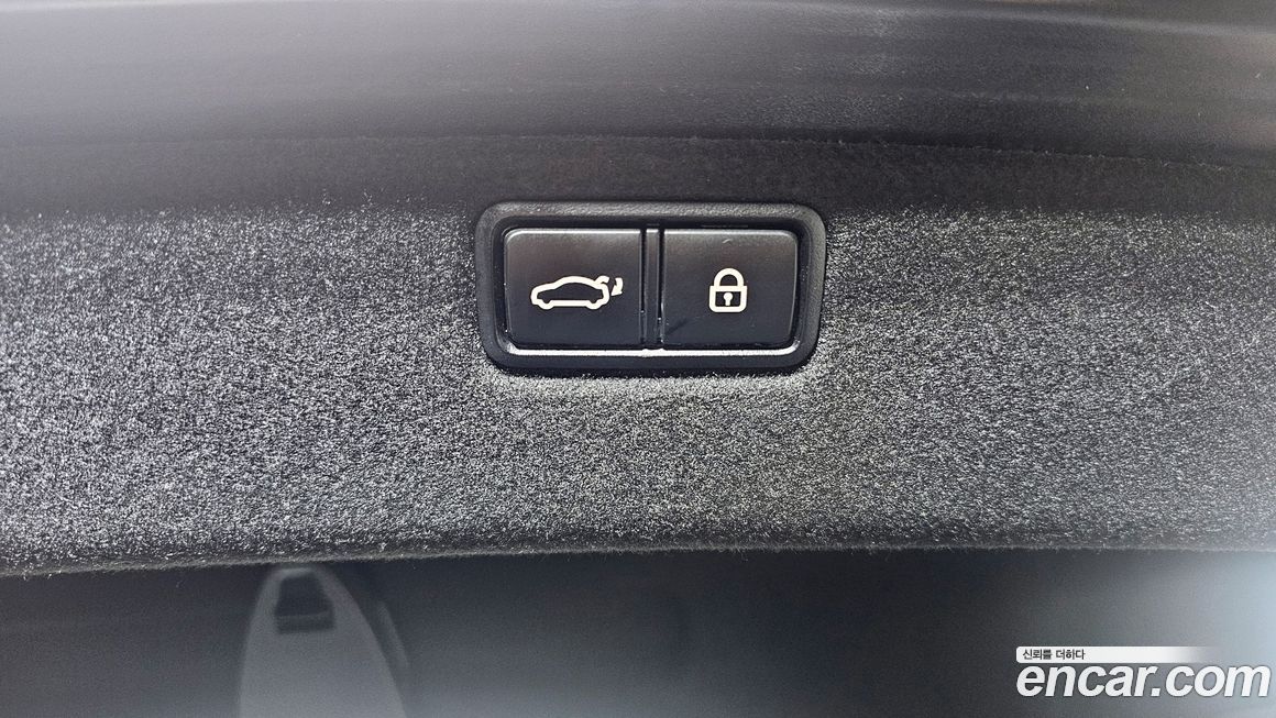 Hyundai Genesis 2014