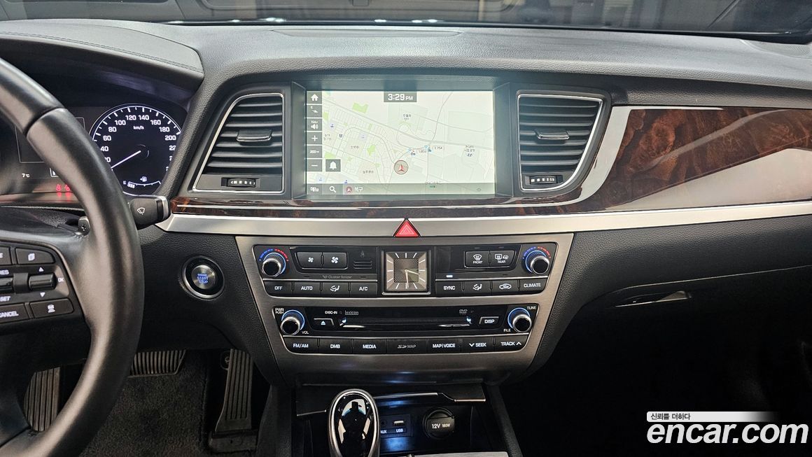 Hyundai Genesis 2014