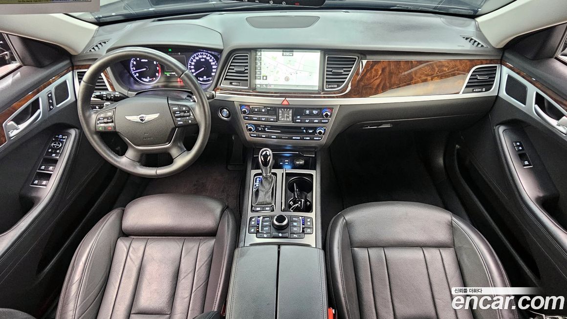 Hyundai Genesis 2014