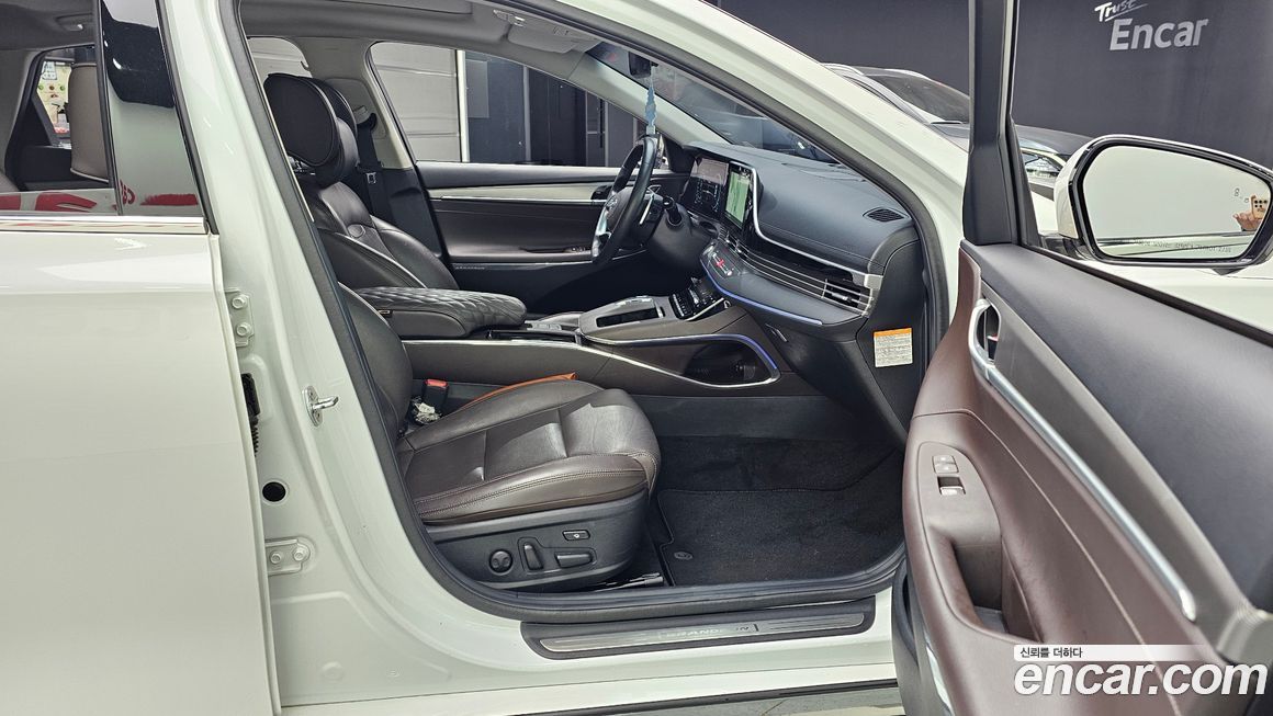 Hyundai Grandeur 2020