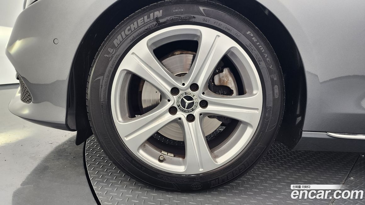 Mercedes-Benz E-Class 2018