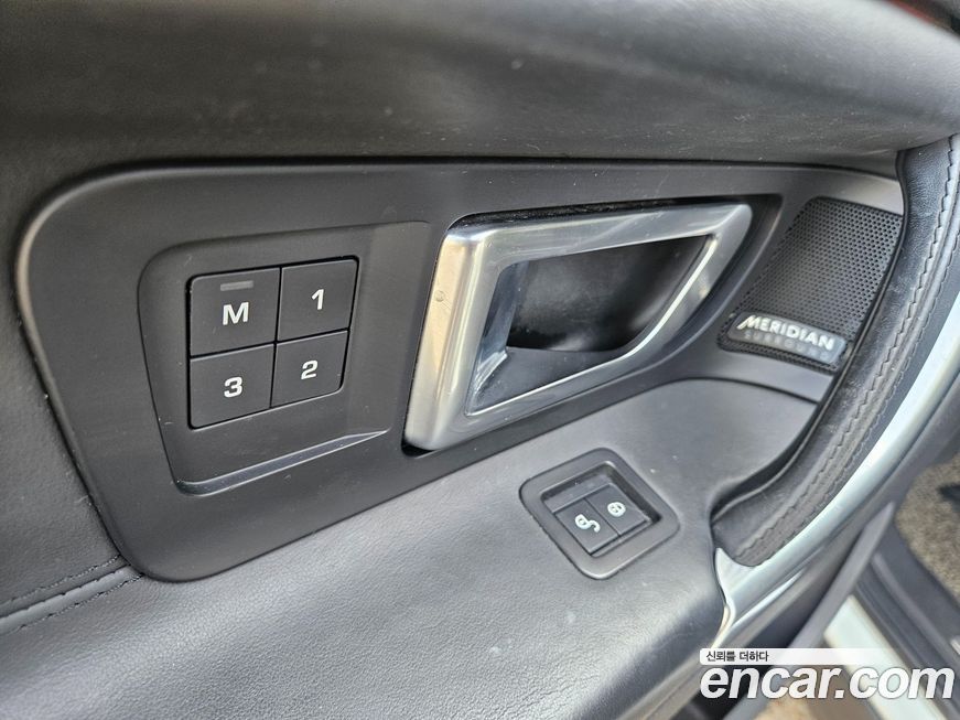 Land Rover Discovery Sport 2017