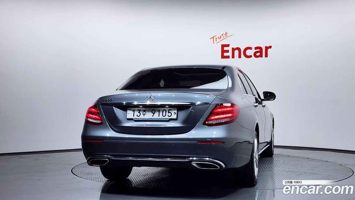 Mercedes-Benz E-Class 2018