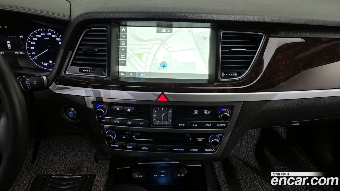 Hyundai Genesis 2015