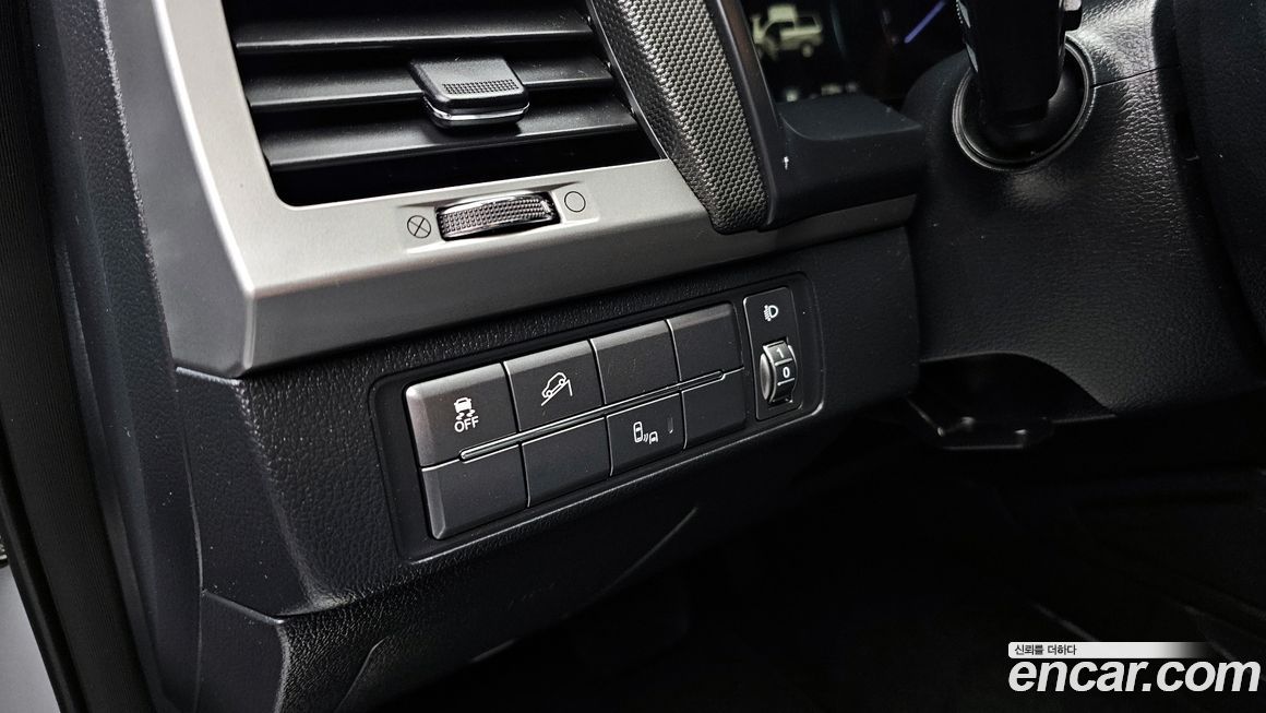 KG_Mobility_Ssangyong Rexton 2019