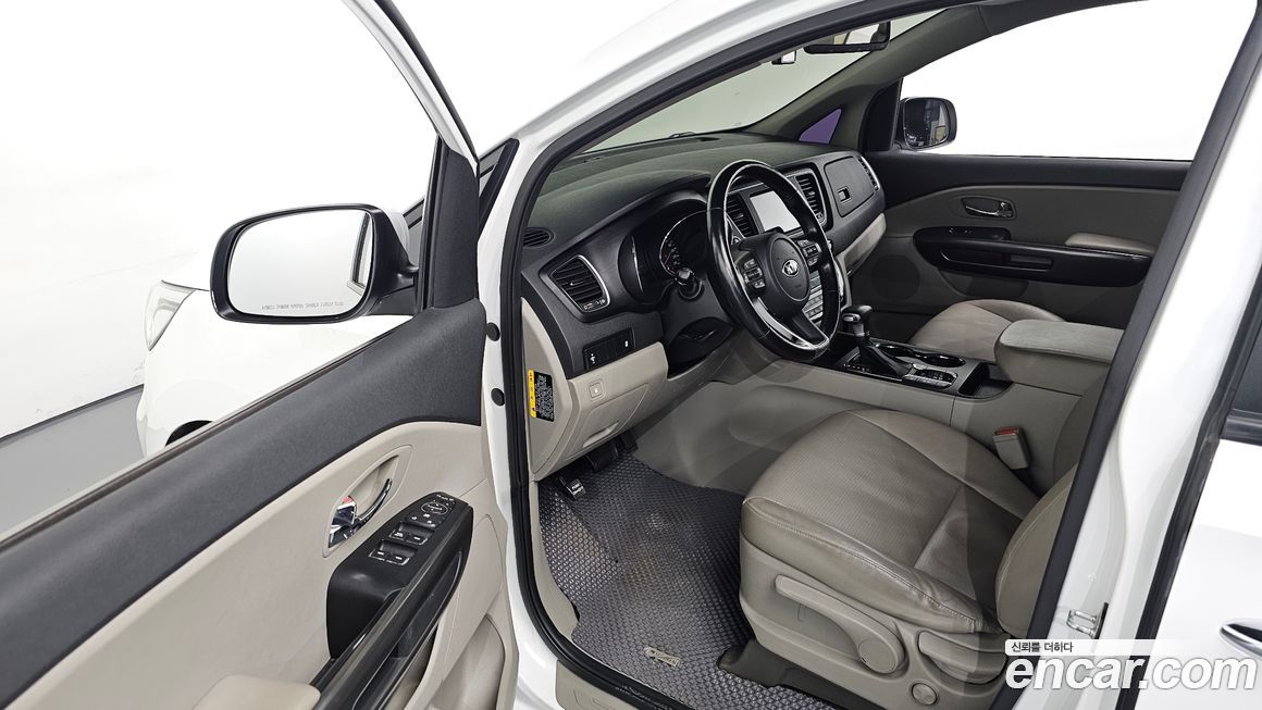 Kia Canival 2020