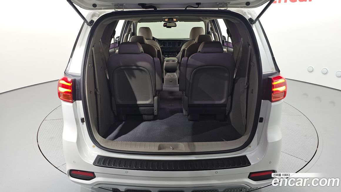 Kia Canival 2020