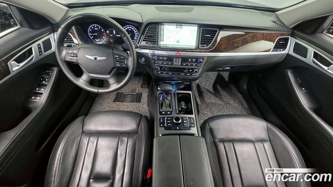 Hyundai Genesis 2015