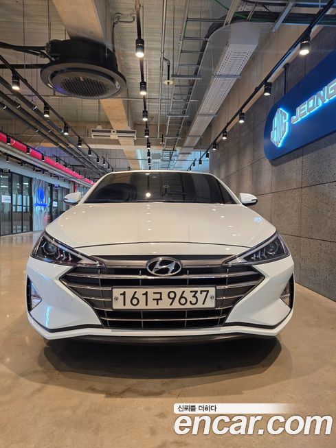 Hyundai AVANTE 2020