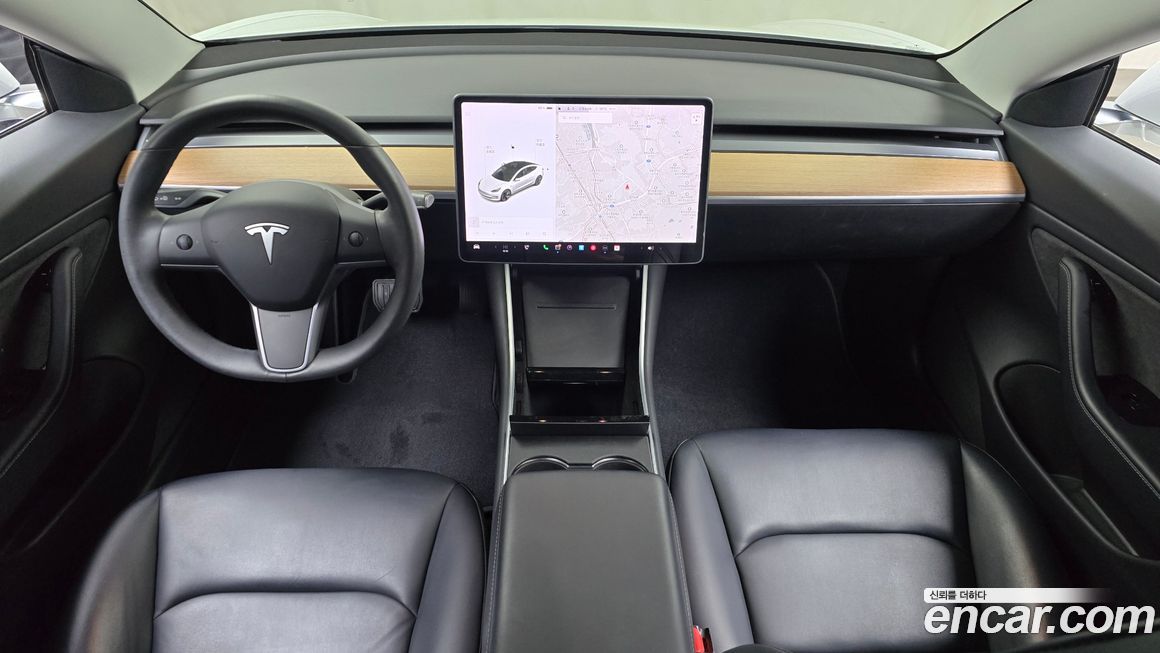 Tesla Model 3 2020