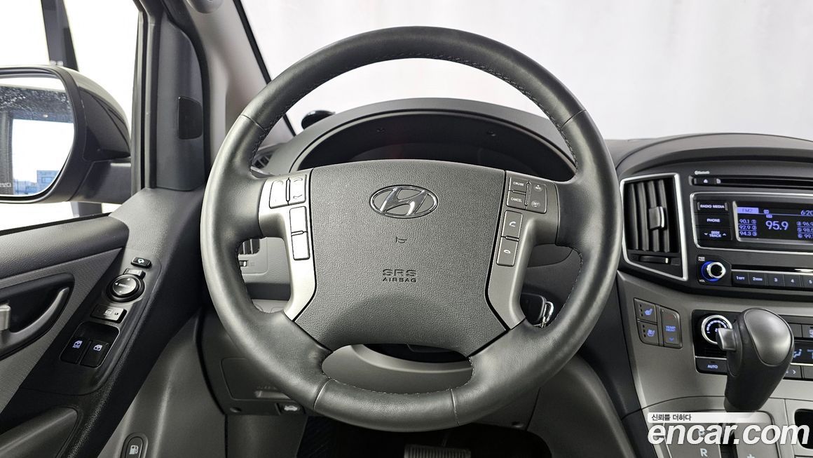 Hyundai Starex 2019