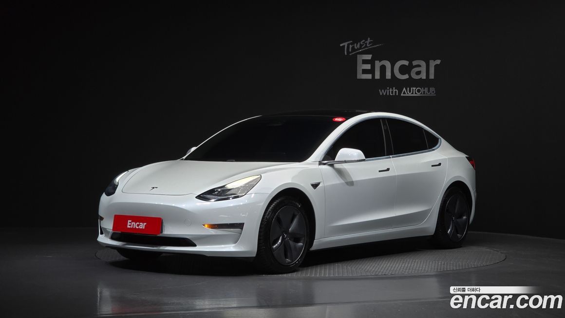 Tesla Model 3 2020