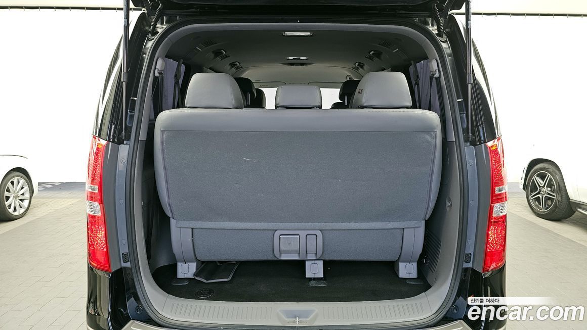Hyundai Starex 2019