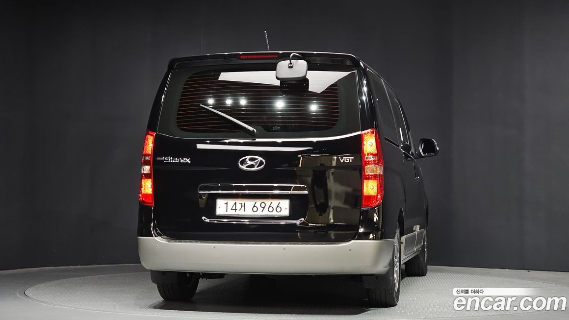 Hyundai Starex 2019