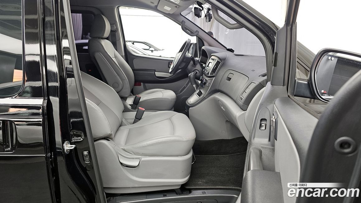 Hyundai Starex 2019
