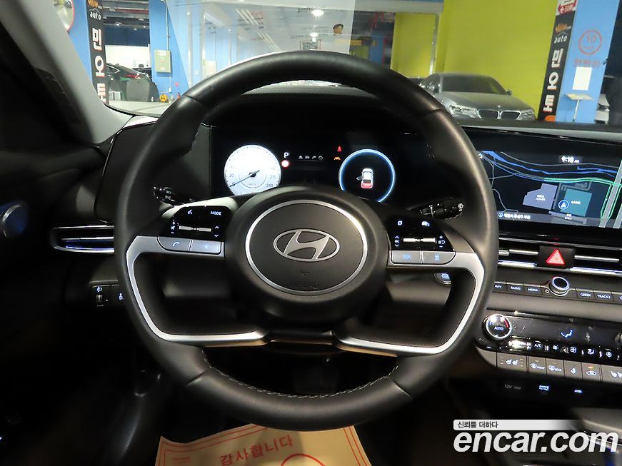 Hyundai AVANTE 2025