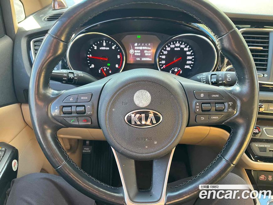 Kia Canival 2018