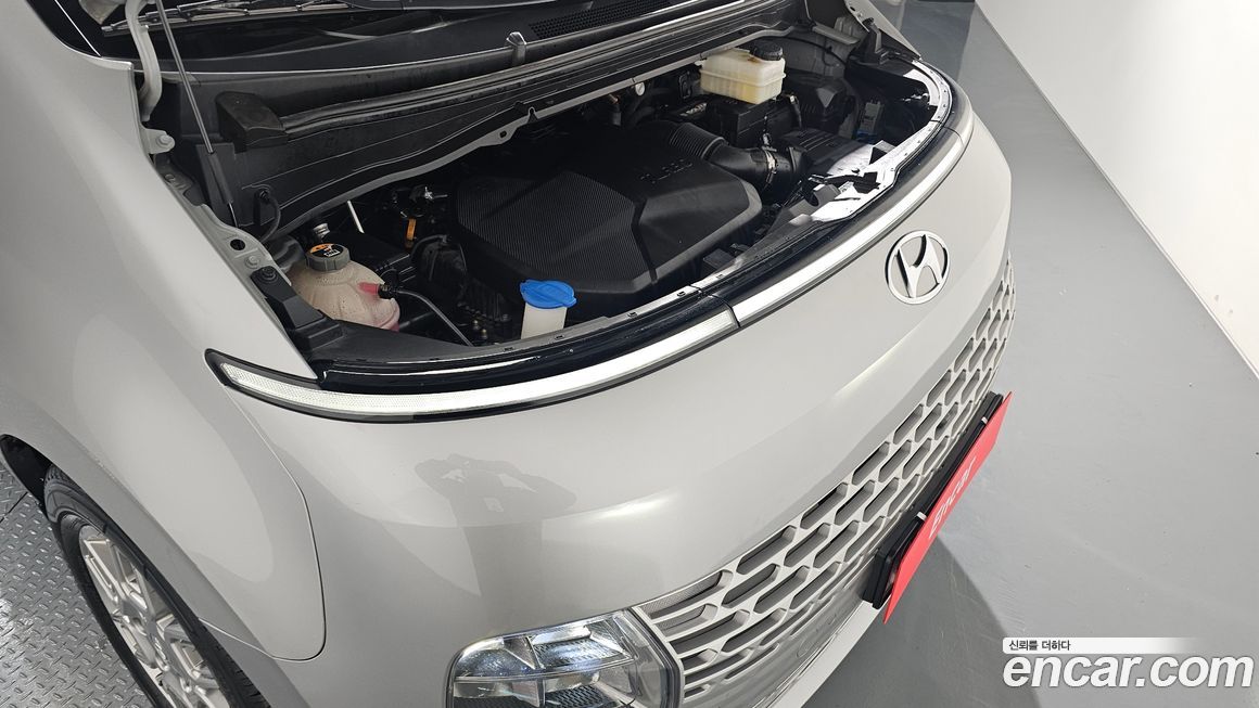 Hyundai Staria 2022