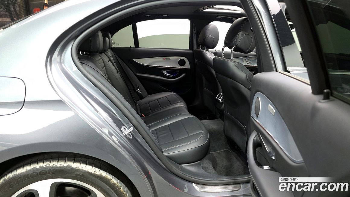 Mercedes-Benz E-Class 2020