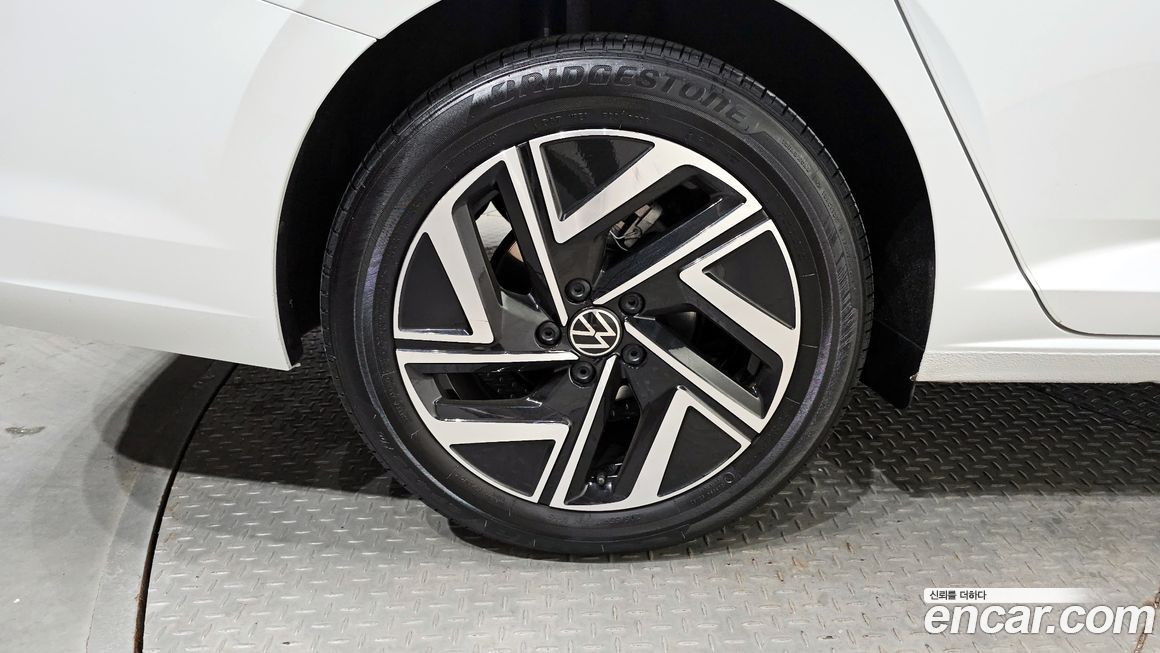 Volkswagen Jetta 2024