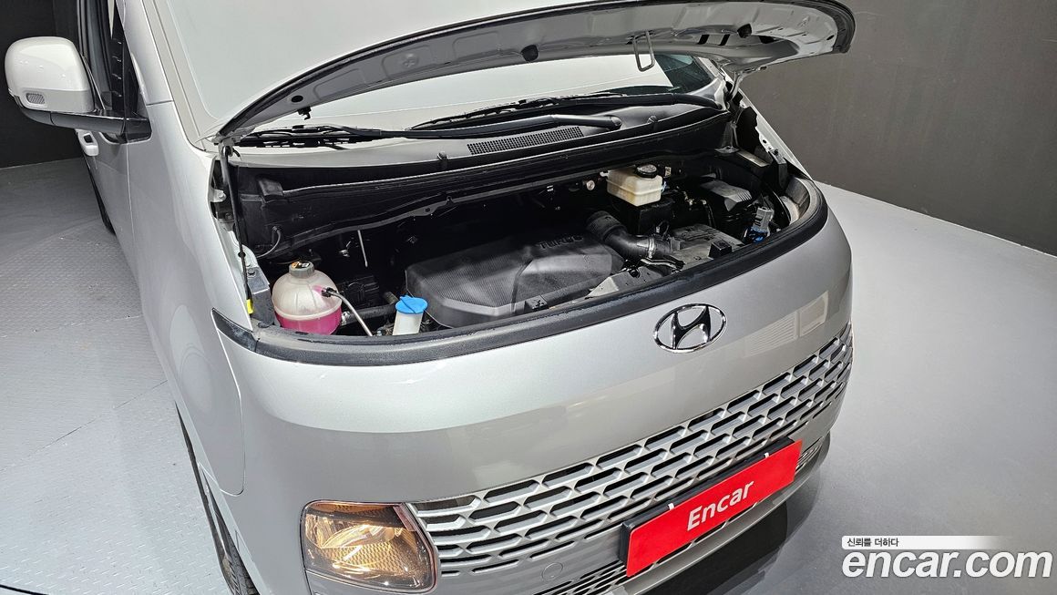 Hyundai Staria 2023