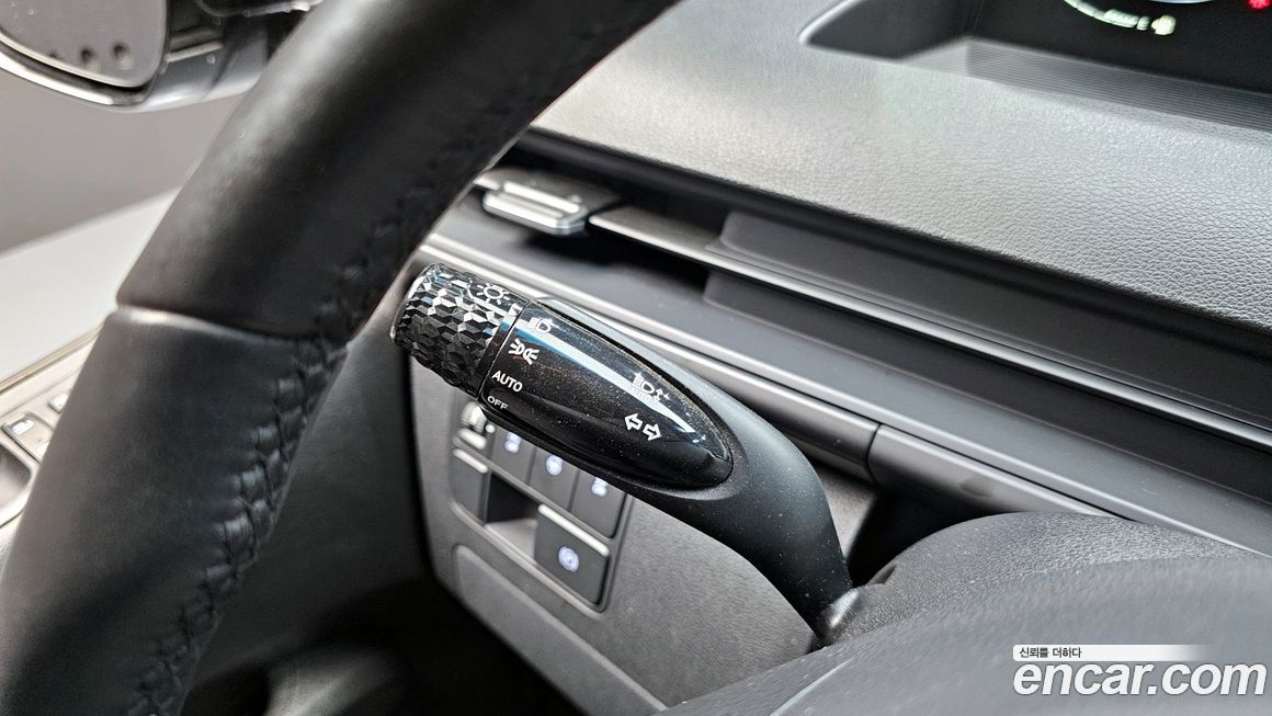 Hyundai Staria 2023