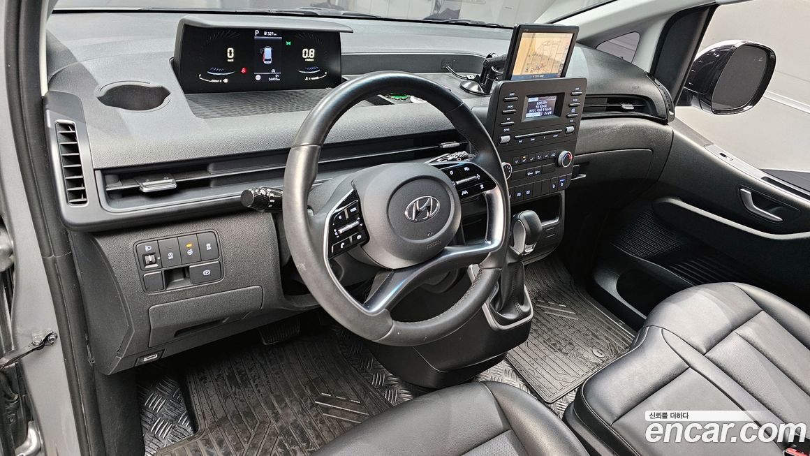 Hyundai Staria 2023