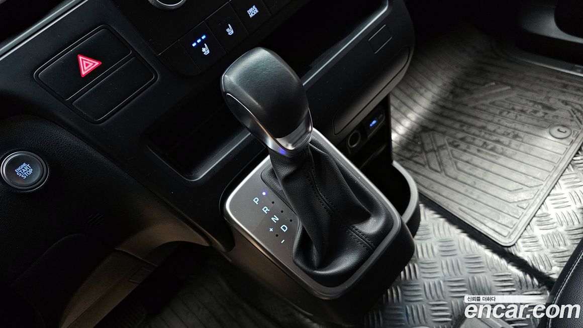 Hyundai Staria 2023