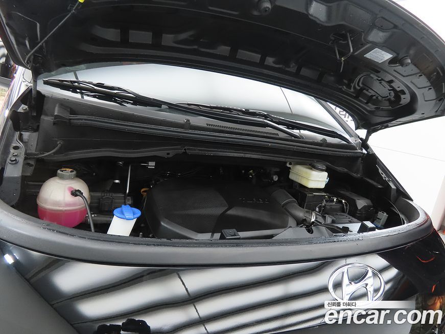 Hyundai Staria 2024