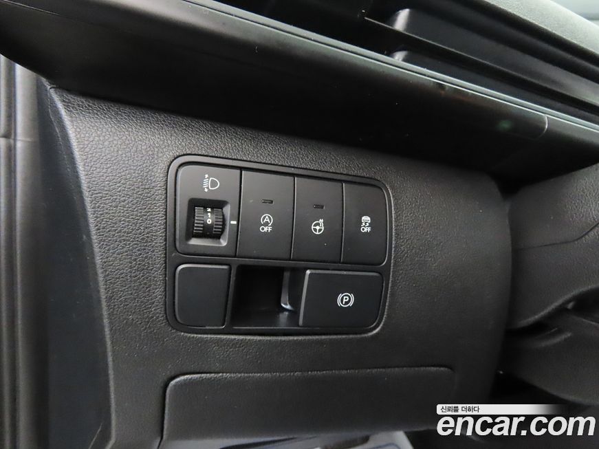 Hyundai Staria 2024