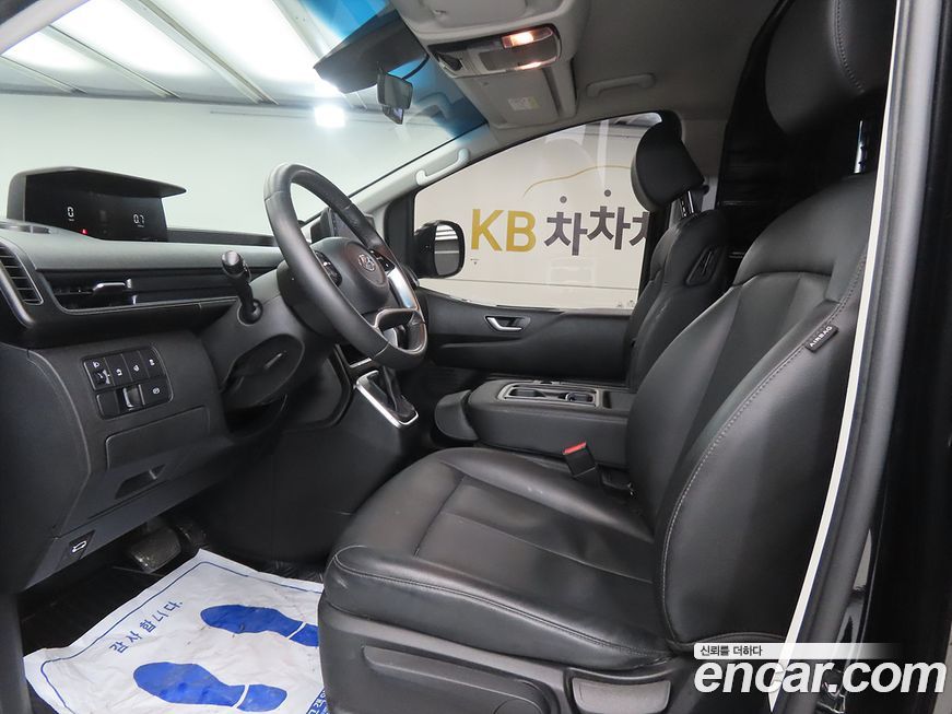 Hyundai Staria 2024