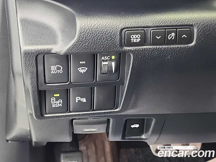 Lexus IS 2019