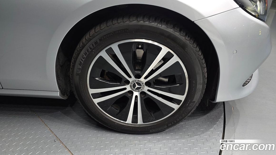 Mercedes-Benz E-Class 2020