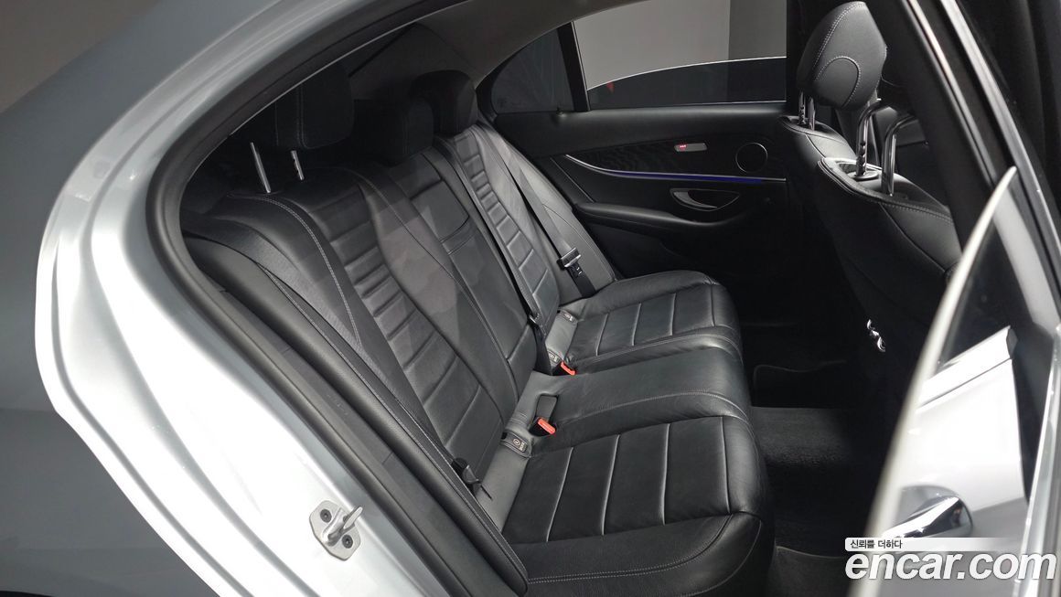 Mercedes-Benz E-Class 2020