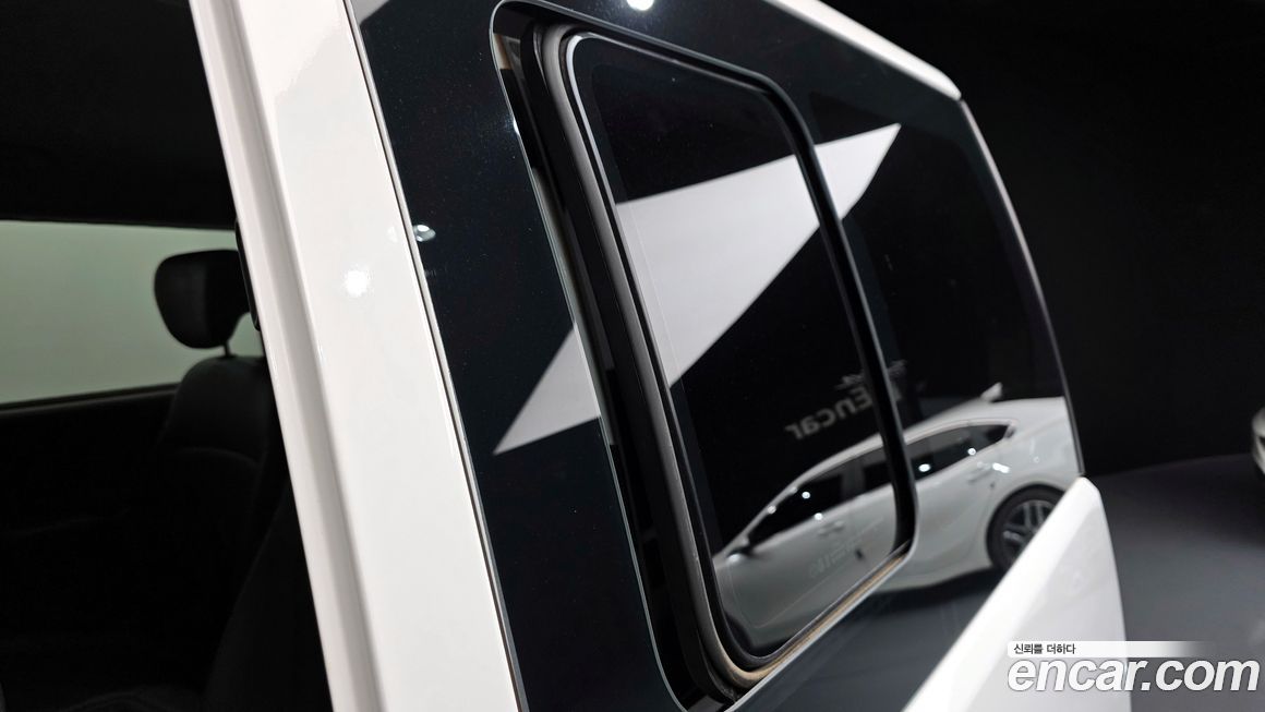 Hyundai Starex 2019