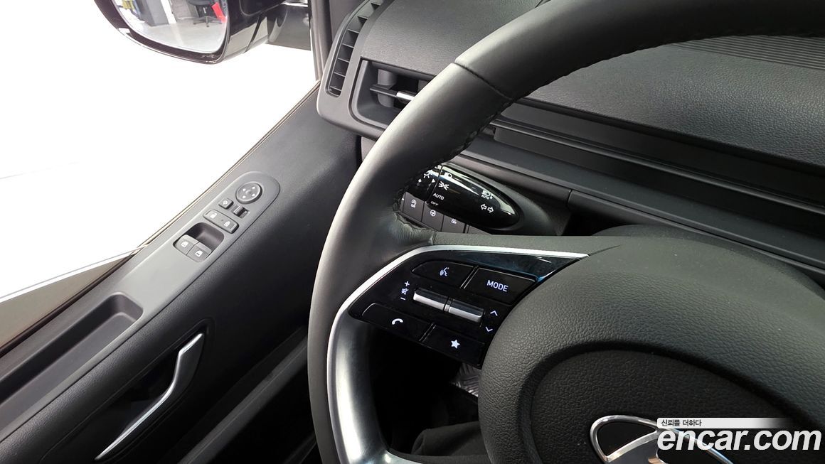 Hyundai Staria 2022