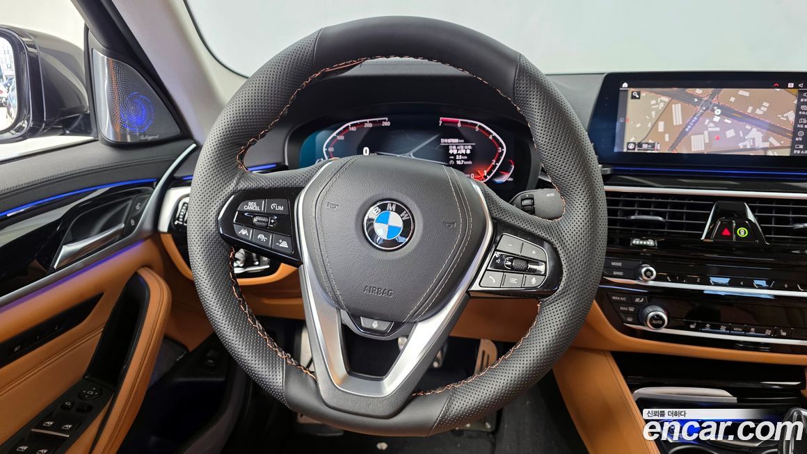 BMW 5-Series 2020