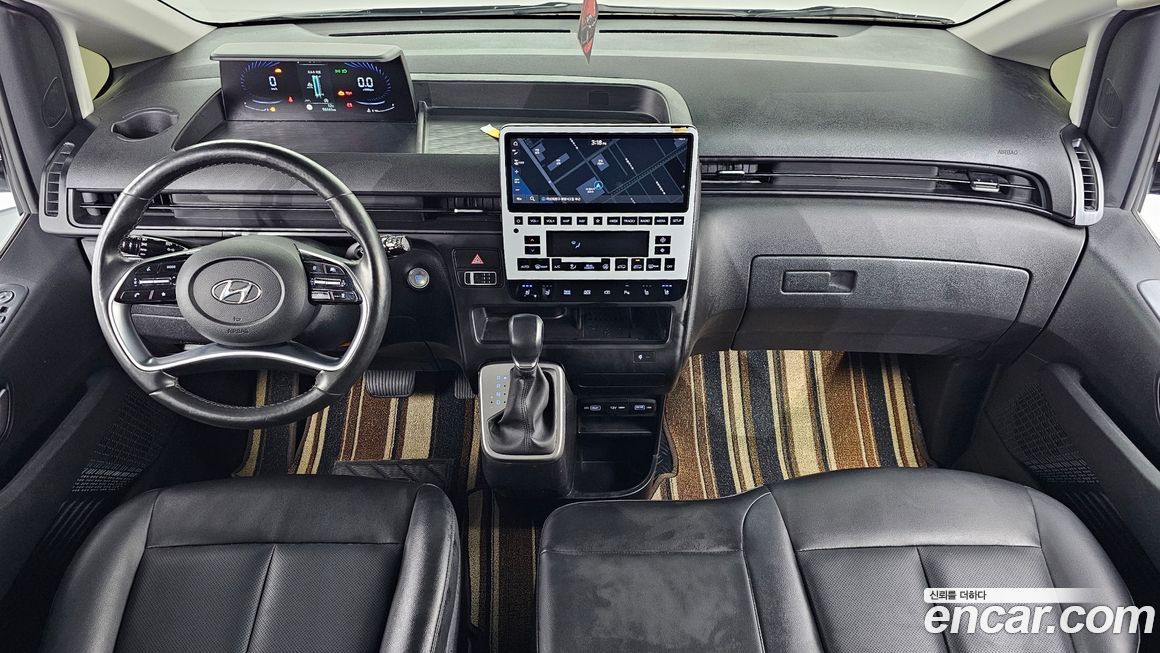 Hyundai Staria 2022