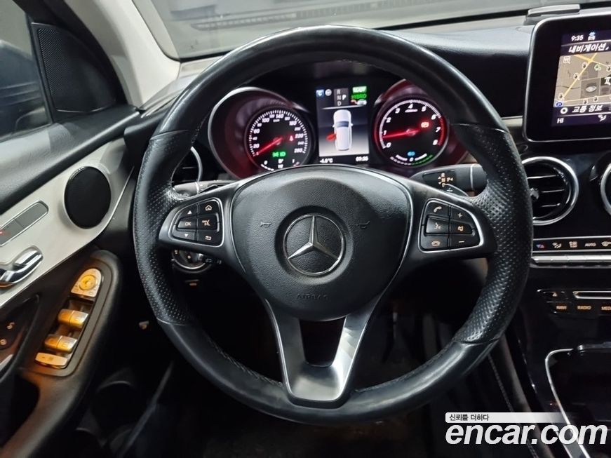 Mercedes-Benz GLC-Class 2019
