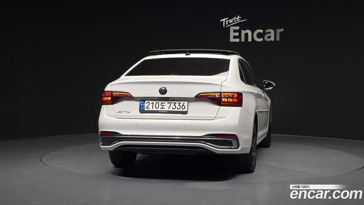 Volkswagen Jetta 2023